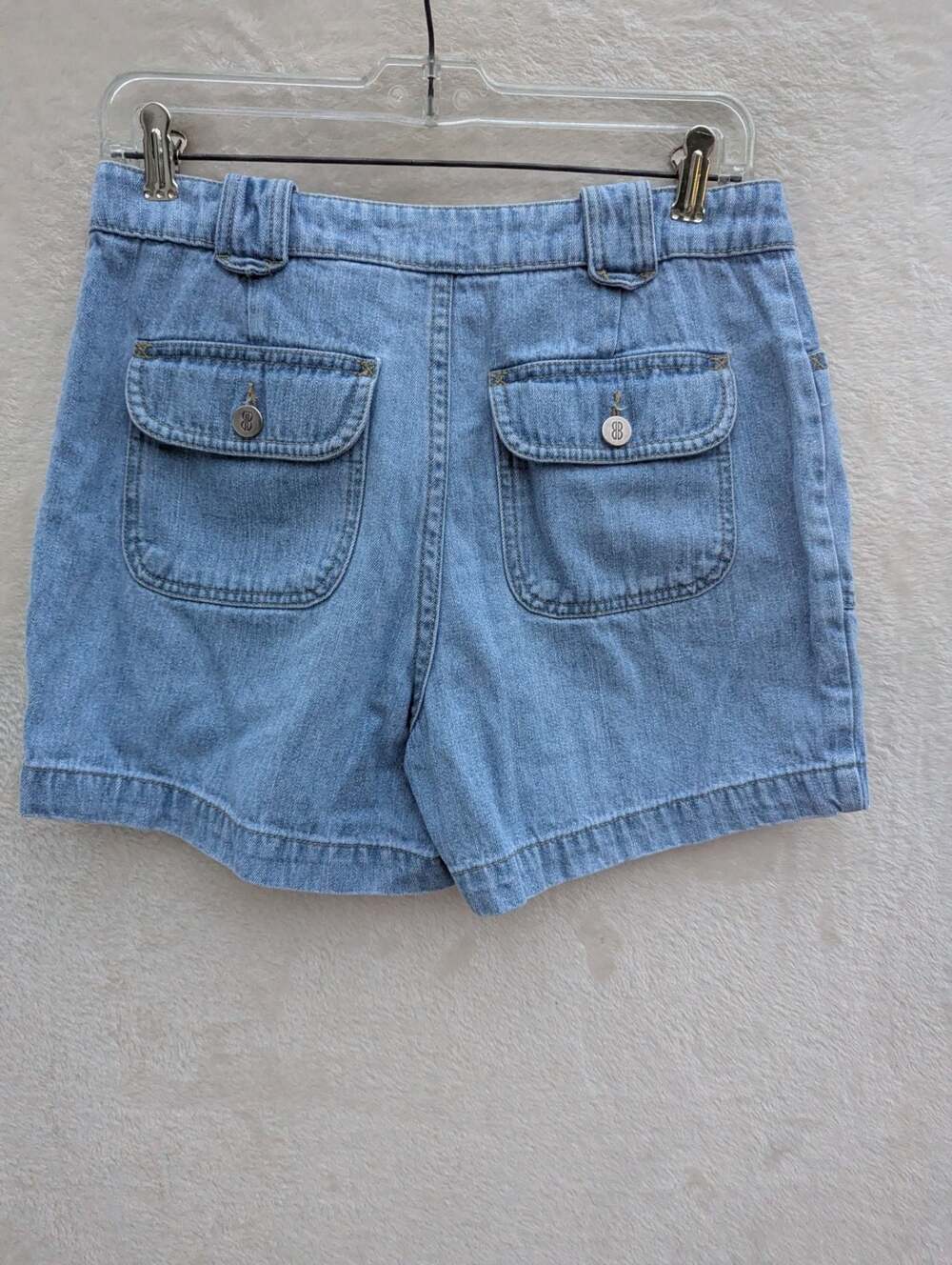 Bill Blass Jeanswear Vintage Petite Denim Shorts with Cargo Pockets